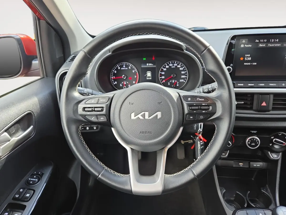 1.0i DynamicLine 1e Eigenaar | Dealer onderhouden | Camera | Apple Carplay & Android Auto | Metallic lak | Lichtmetalen velgen | Fabrieksgarantie | NAP