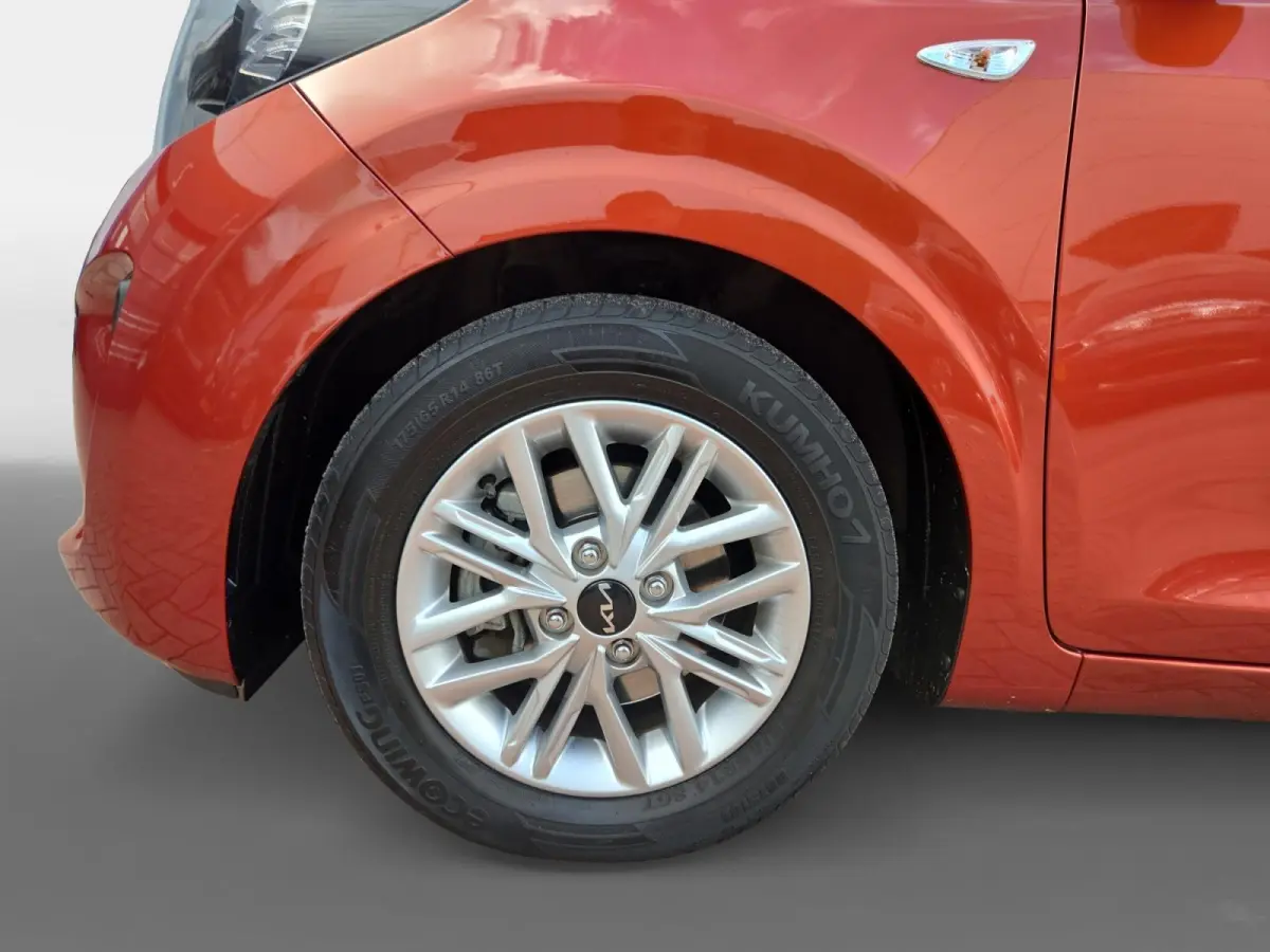 1.0i DynamicLine 1e Eigenaar | Dealer onderhouden | Camera | Apple Carplay & Android Auto | Metallic lak | Lichtmetalen velgen | Fabrieksgarantie | NAP