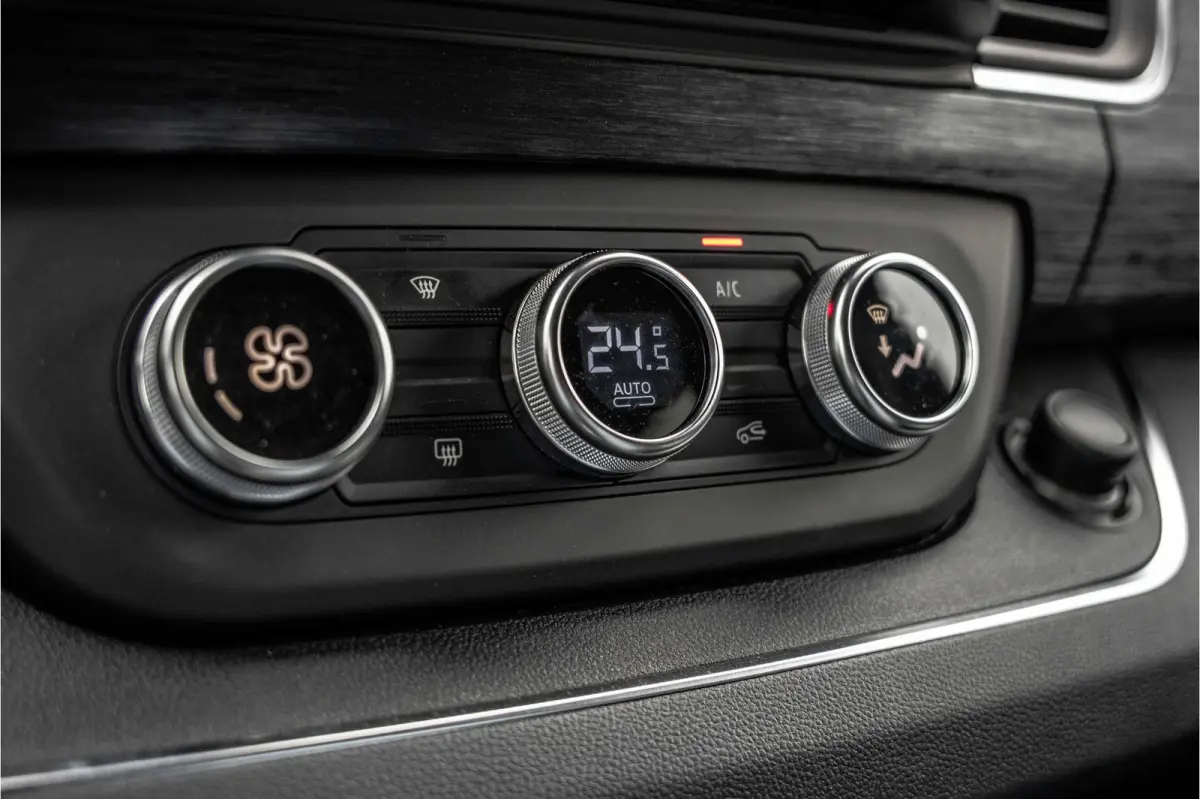 | NIEUW | 7-Zits | Automaat | LED | Camera | PDC | Navi | Climatronic | Trekhaak