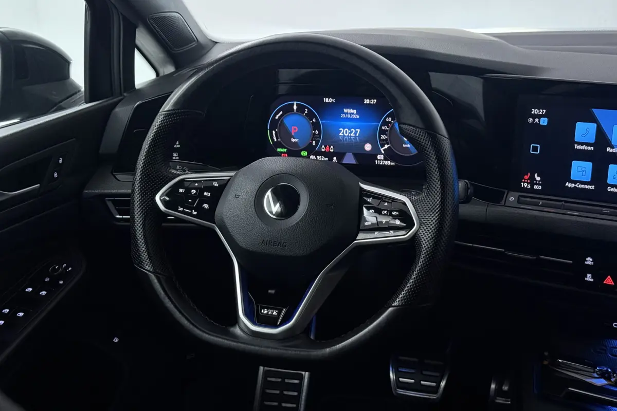 1.4 eHybrid GTE (MATRIX, STOEL/STUUR VERWARMING, CAMERA, HUD-DISPLAY)