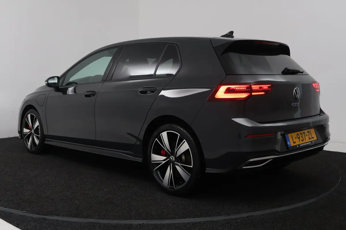 1.4 eHybrid GTE (MATRIX, STOEL/STUUR VERWARMING, CAMERA, HUD-DISPLAY)