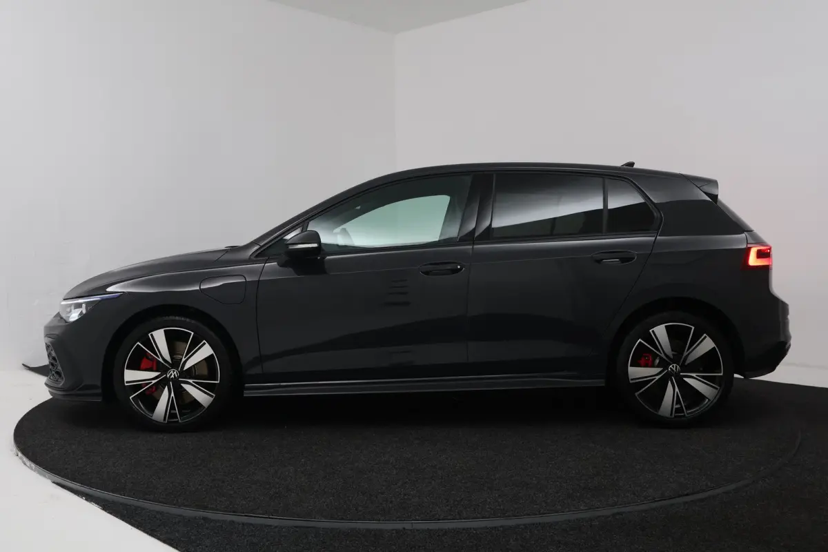 1.4 eHybrid GTE (MATRIX, STOEL/STUUR VERWARMING, CAMERA, HUD-DISPLAY)