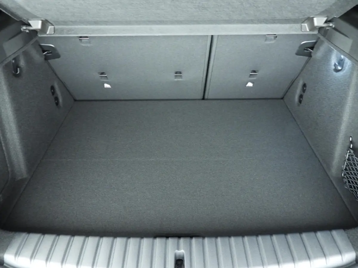 5-deurs 120 M Sport Pro | Trekhaak | Schuif-kanteldak | Head-up | Harman-Kardon | Elektrische Stoelen + Memory | Rondomzicht camera's | Cruise control adaptief met Stop&Go en stuurhulp
