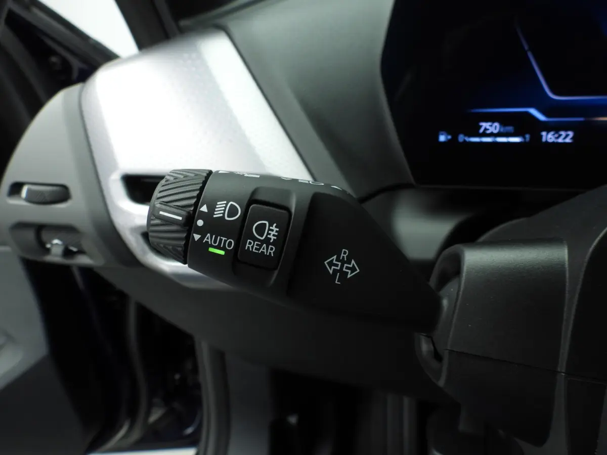 5-deurs 120 M Sport Pro | Trekhaak | Schuif-kanteldak | Head-up | Harman-Kardon | Elektrische Stoelen + Memory | Rondomzicht camera's | Cruise control adaptief met Stop&Go en stuurhulp