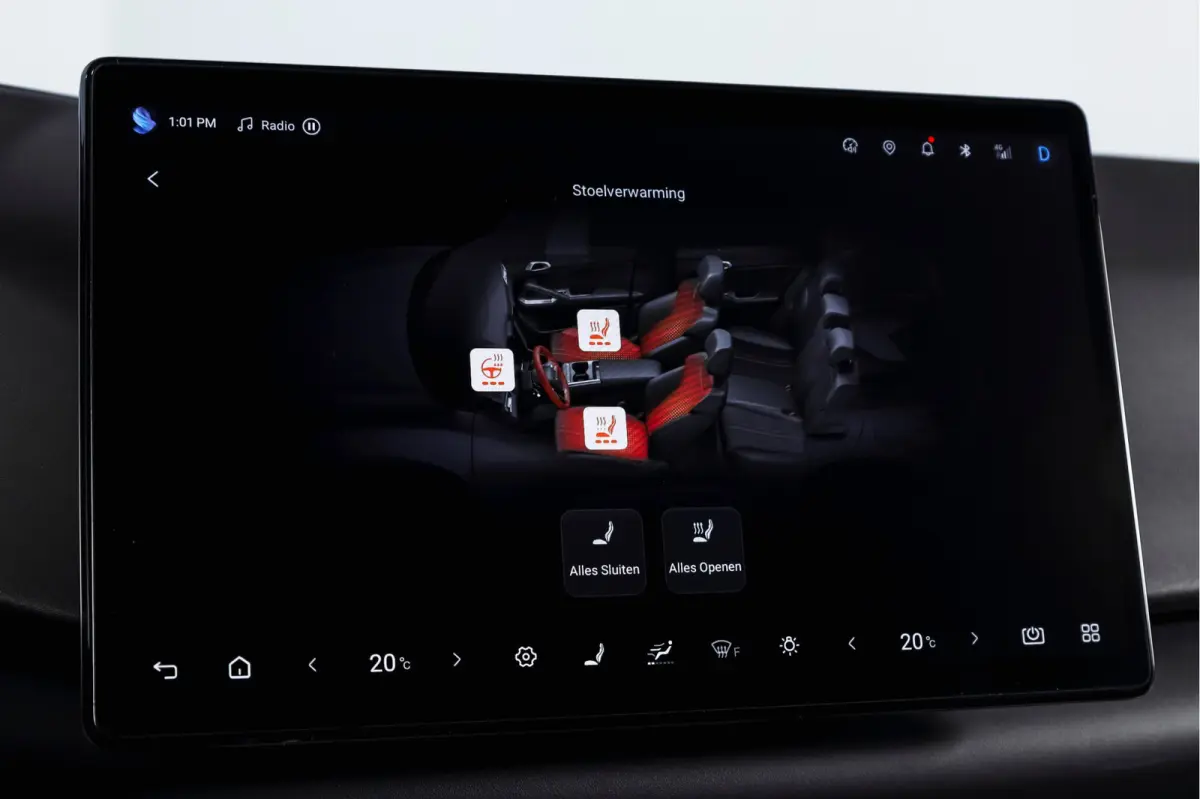 1.5 DM-i Boost | Panodak | Dig. Cockpit | Adapt. Cruise | Stoel-+Stuurverw. | PDC | 360 Camera | NAV + Carplay / Android | ECC | LM 17" | 1019