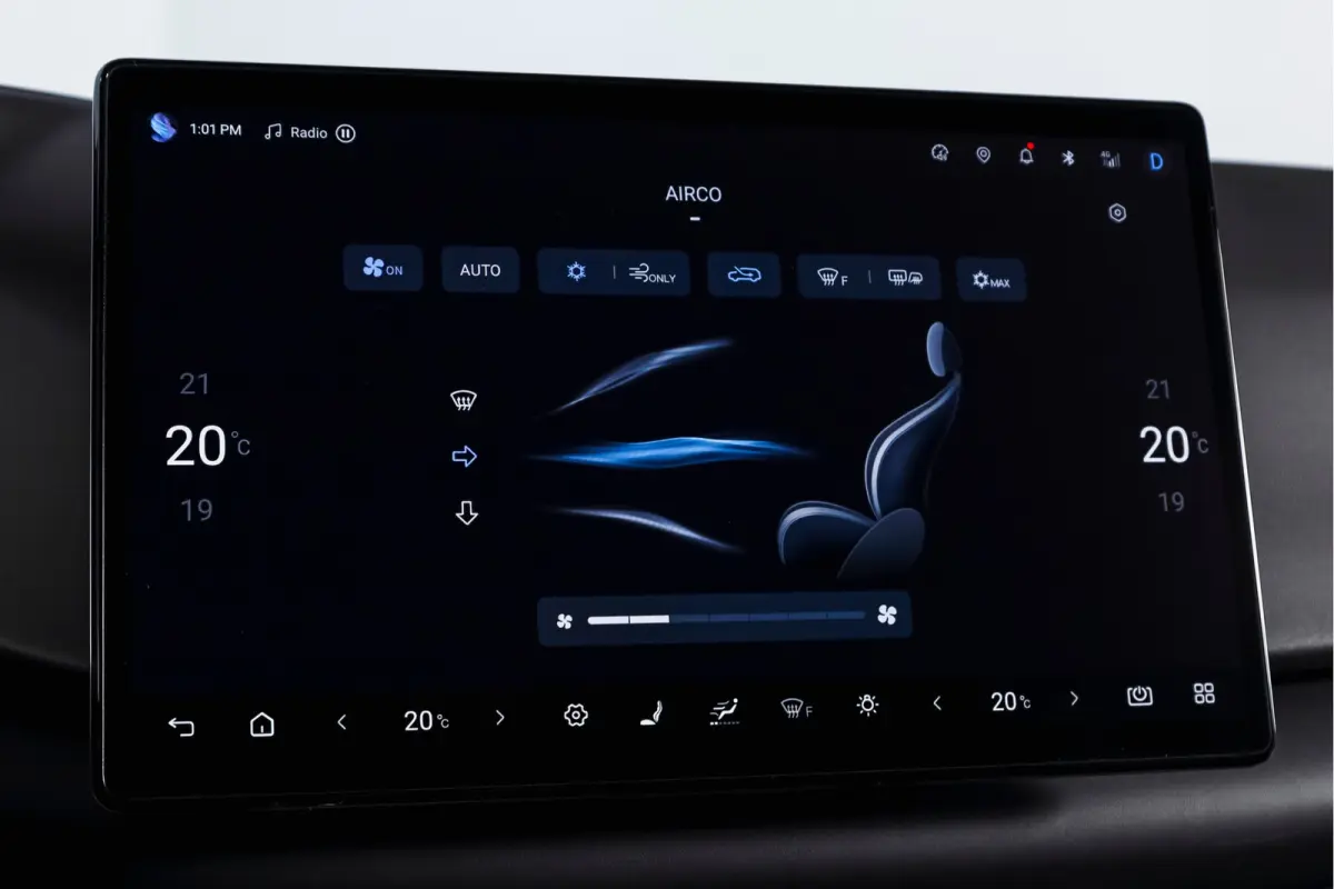 1.5 DM-i Boost | Panodak | Dig. Cockpit | Adapt. Cruise | Stoel-+Stuurverw. | PDC | 360 Camera | NAV + Carplay / Android | ECC | LM 17" | 1019