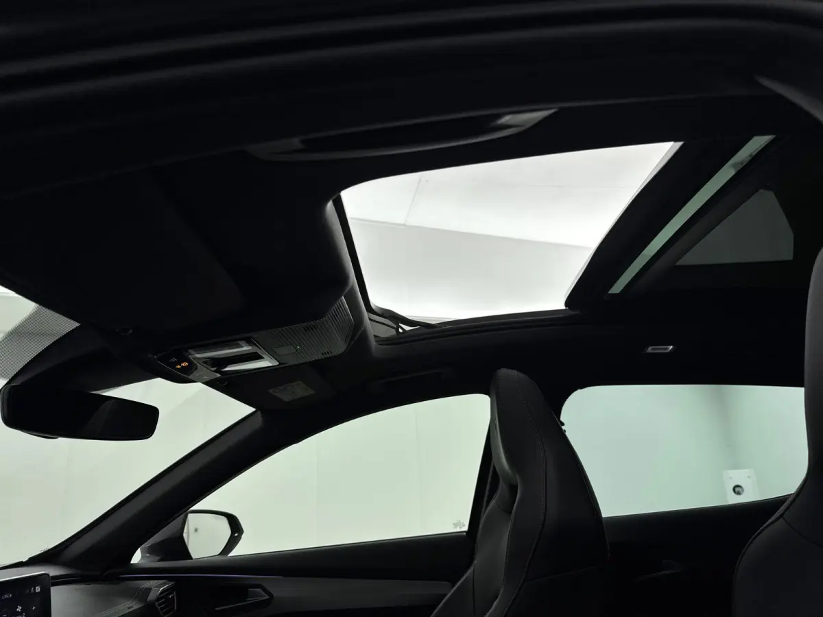 1.4 e-Hybrid VZ Performance | Panoramadak | ACC | LED