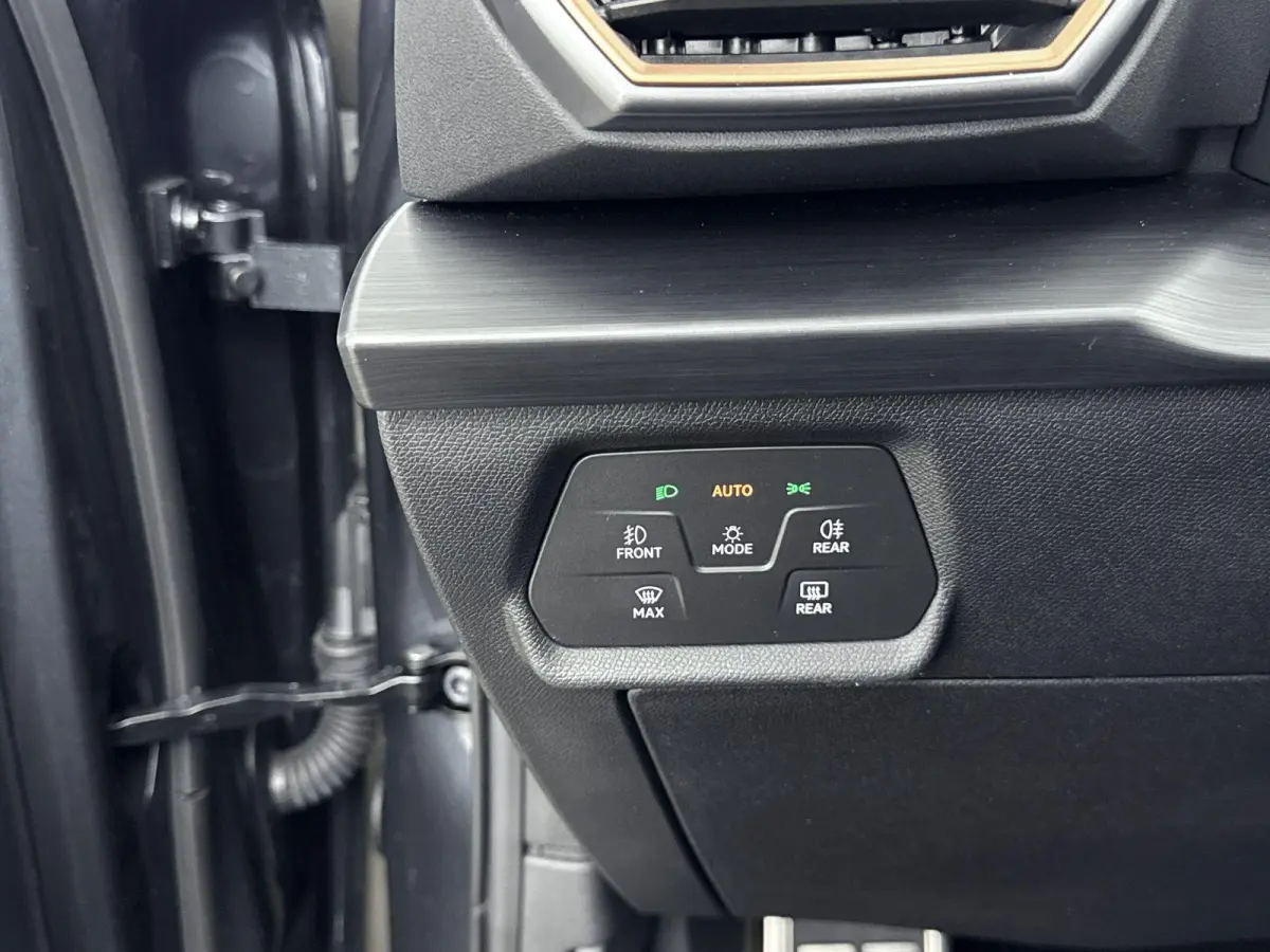 1.4 e-Hybrid VZ Performance | Panoramadak | ACC | LED