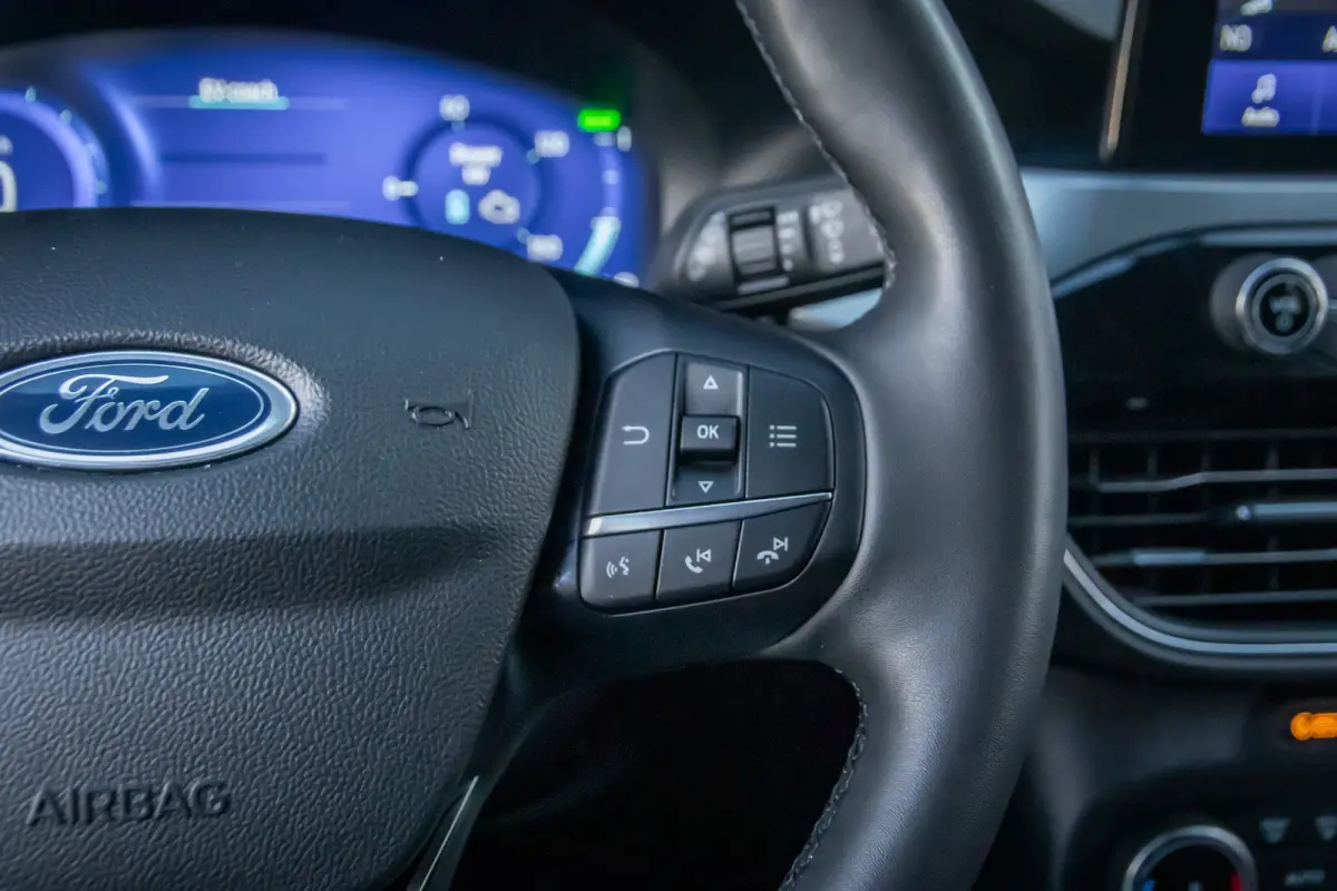 2.5 PHEV Titanium X | Trekhaak | Camera V+A | B&O audio | Adap.cruise | Elc.stoelen | Elektrisch bedienbare achterklep | Apple Carplay/Android Auto | Achteruitrijcamera | Apple Carplay/Andro