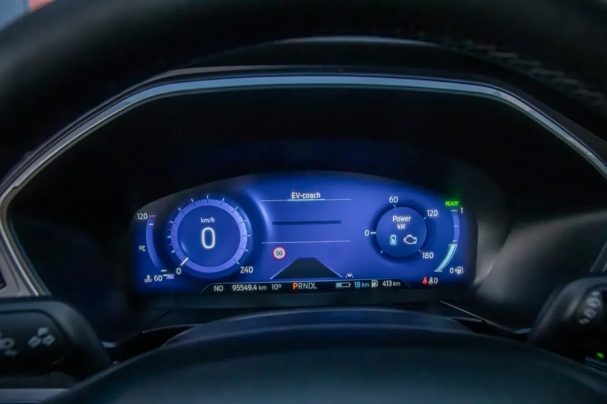 2.5 PHEV Titanium X | Trekhaak | Camera V+A | B&O audio | Adap.cruise | Elc.stoelen | Elektrisch bedienbare achterklep | Apple Carplay/Android Auto | Achteruitrijcamera | Apple Carplay/Andro