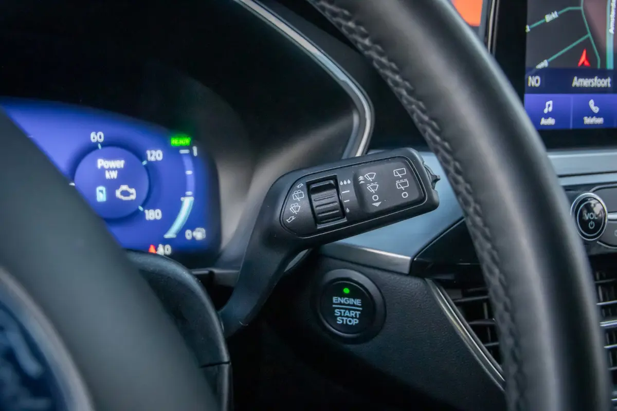 2.5 PHEV Titanium X | Trekhaak | Camera V+A | B&O audio | Adap.cruise | Elc.stoelen | Elektrisch bedienbare achterklep | Apple Carplay/Android Auto | Achteruitrijcamera | Apple Carplay/Andro