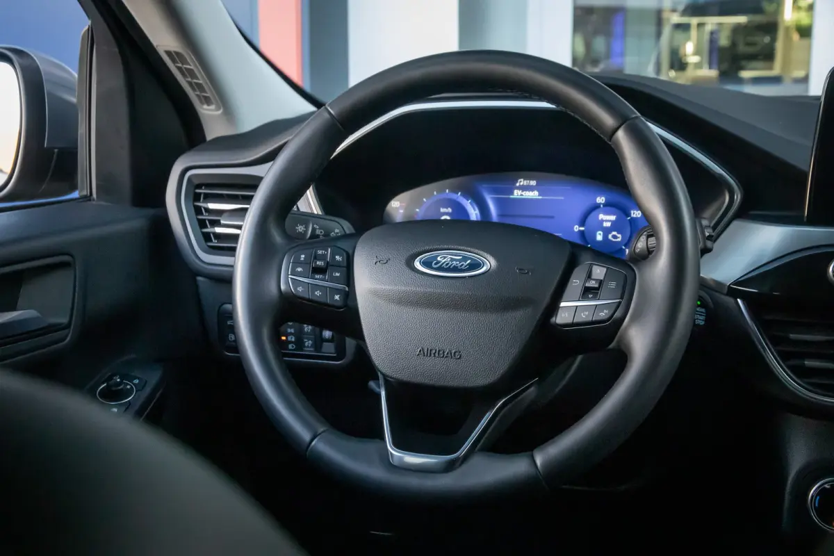 2.5 PHEV Titanium X | Trekhaak | Camera V+A | B&O audio | Adap.cruise | Elc.stoelen | Elektrisch bedienbare achterklep | Apple Carplay/Android Auto | Achteruitrijcamera | Apple Carplay/Andro