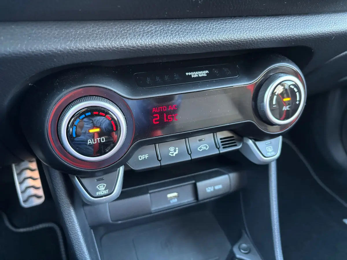 1.0 DPi GT-Line Automaat/Leder/Navi/Camera/Acc