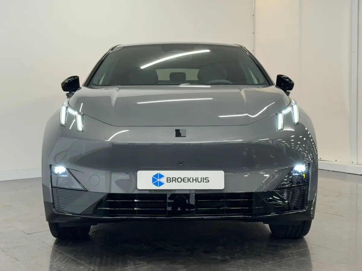 More 66 kWh | 22 kW lader | 360 Camera | Memory seats | High end audio | Apple Carplay/Android Auto |