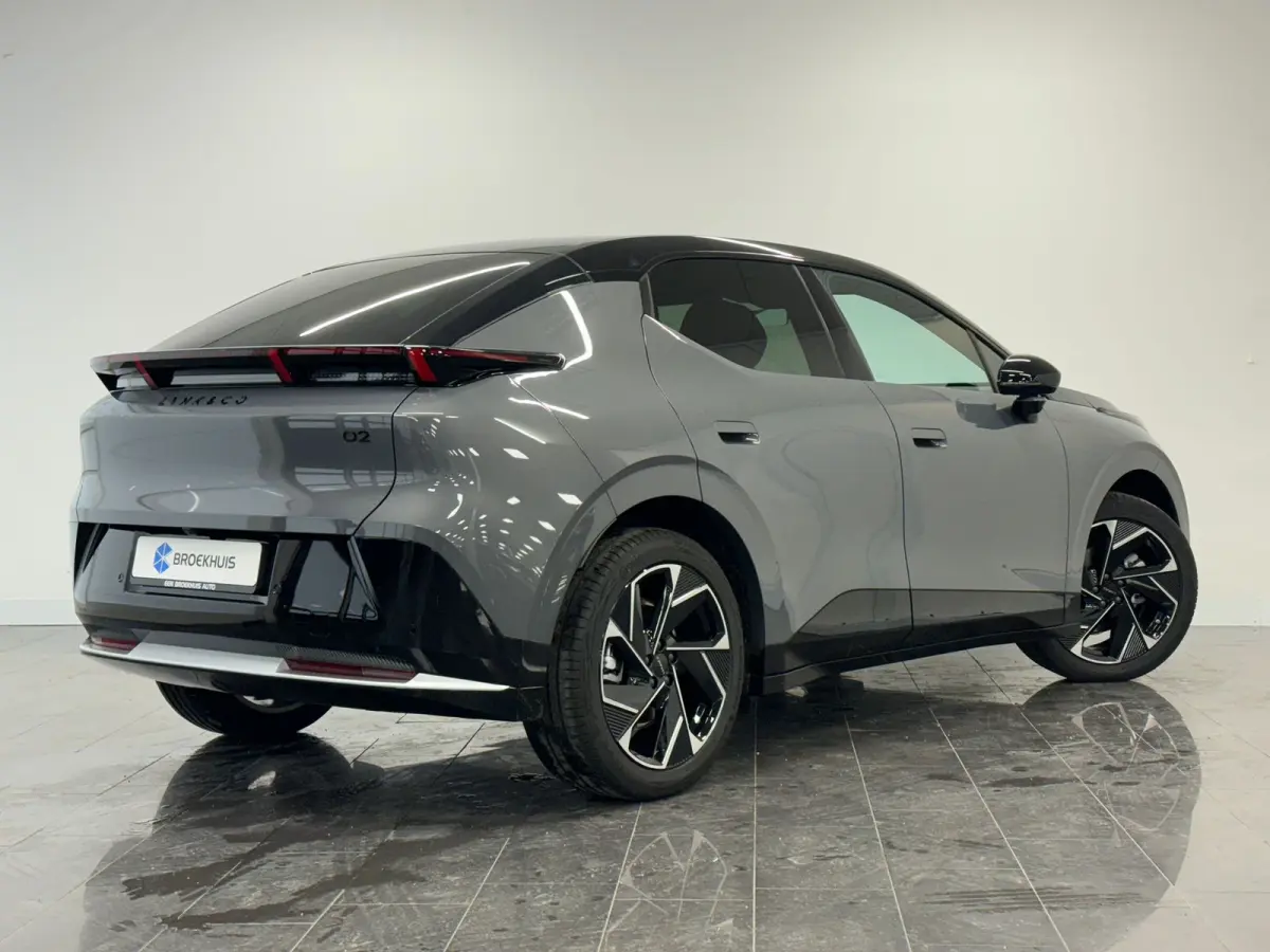 More 66 kWh | 22 kW lader | 360 Camera | Memory seats | High end audio | Apple Carplay/Android Auto |