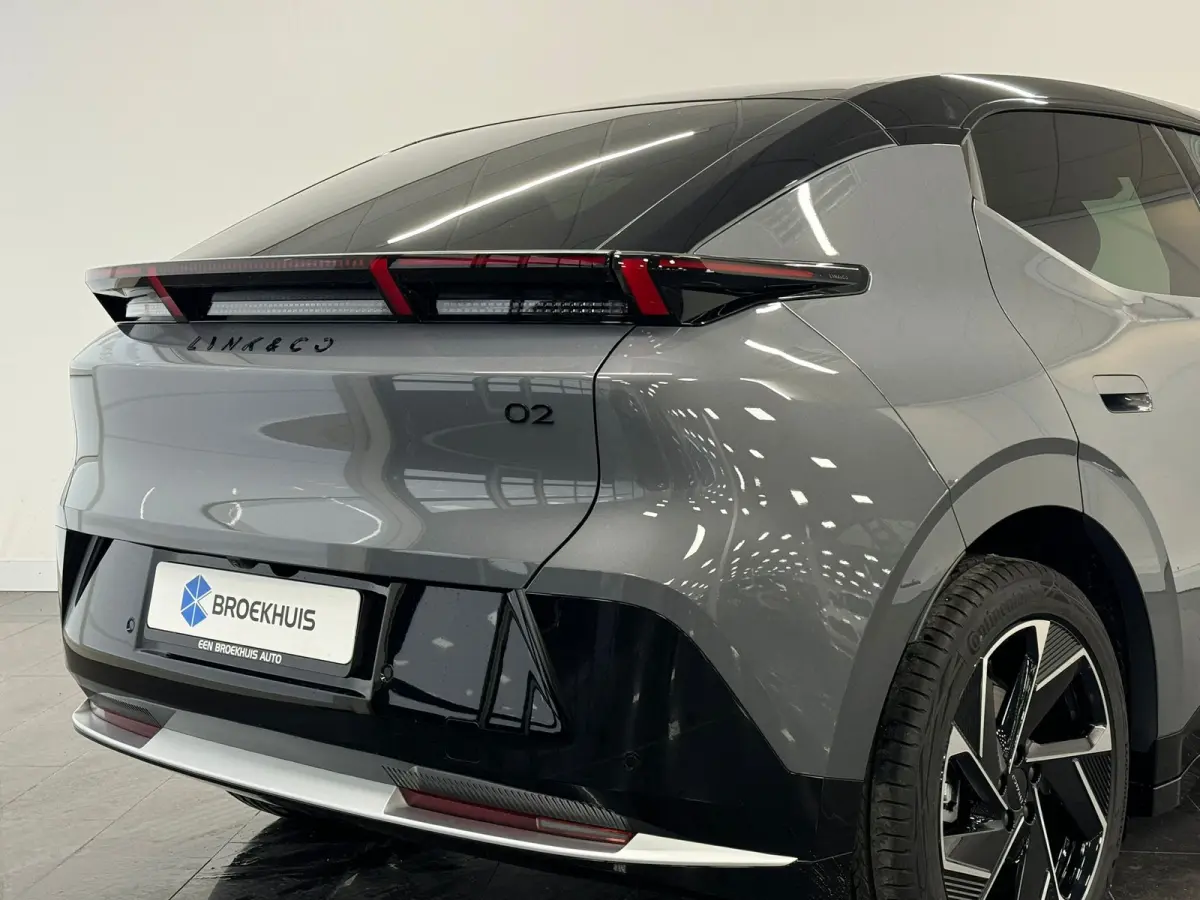 More 66 kWh | 22 kW lader | 360 Camera | Memory seats | High end audio | Apple Carplay/Android Auto |
