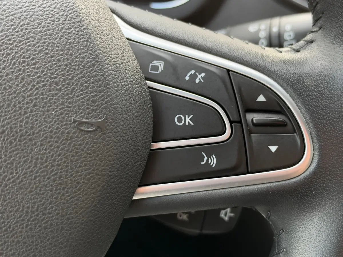 1.4 TCe Zen 7p. | Airco (automatisch) | Cruisecontrol standaard | Lichtmetalen velgen 20"