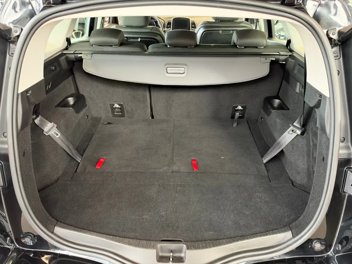 1.4 TCe Zen 7p. | Airco (automatisch) | Cruisecontrol standaard | Lichtmetalen velgen 20"