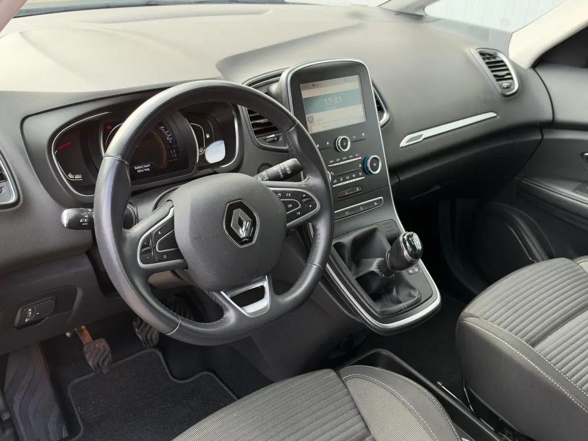 1.4 TCe Zen 7p. | Airco (automatisch) | Cruisecontrol standaard | Lichtmetalen velgen 20"