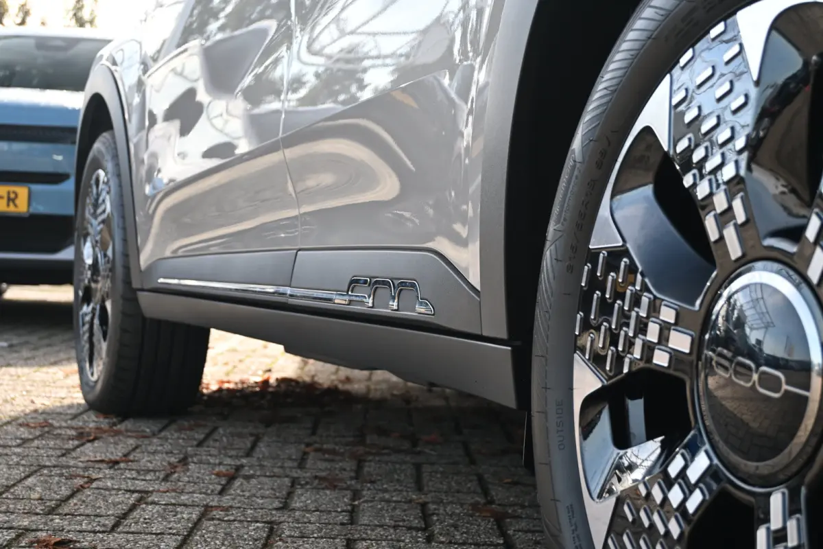 1.2 Hybrid La Prima | Leder | Stoelverwarming | Elektr. Achterklep | Massage | Climate Control | Adaptive Cruise | !
