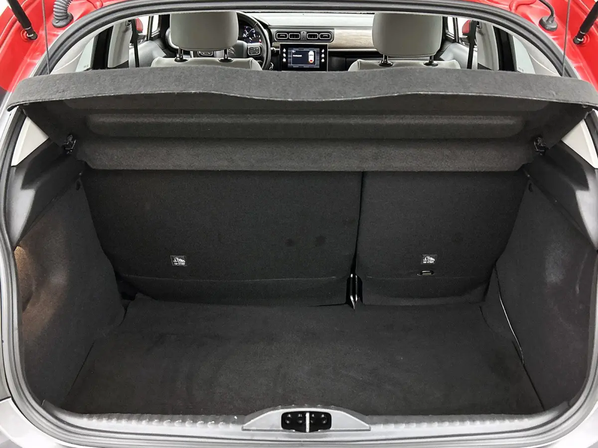 1.2 82pk Shine | Navigatie | Climate Control | Cruise Control | Camera | 17"LMV | LED | IsoFix | DAB+ | Getint Glas | Apple Carplay/Android Auto |
