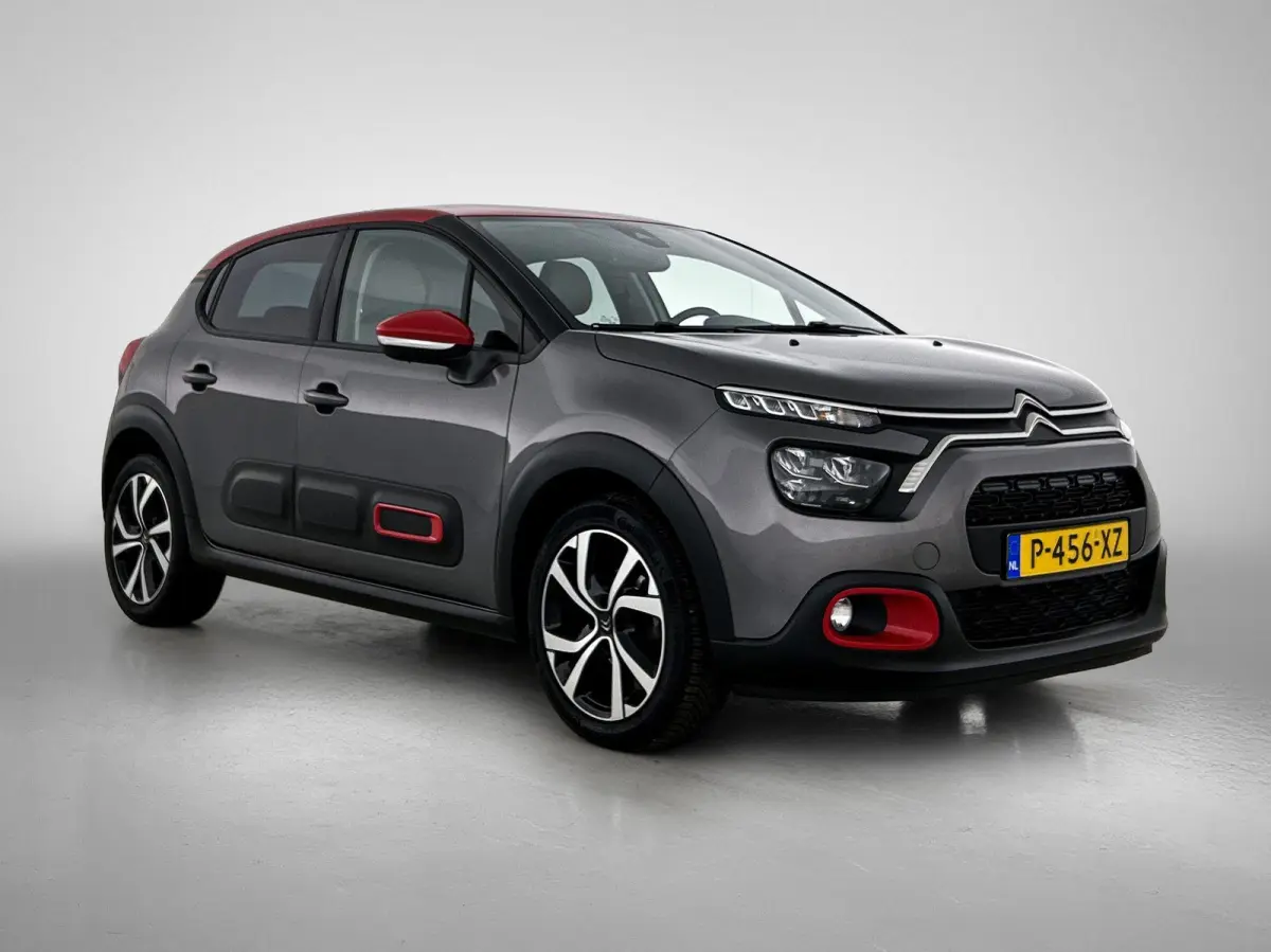 1.2 82pk Shine | Navigatie | Climate Control | Cruise Control | Camera | 17"LMV | LED | IsoFix | DAB+ | Getint Glas | Apple Carplay/Android Auto |