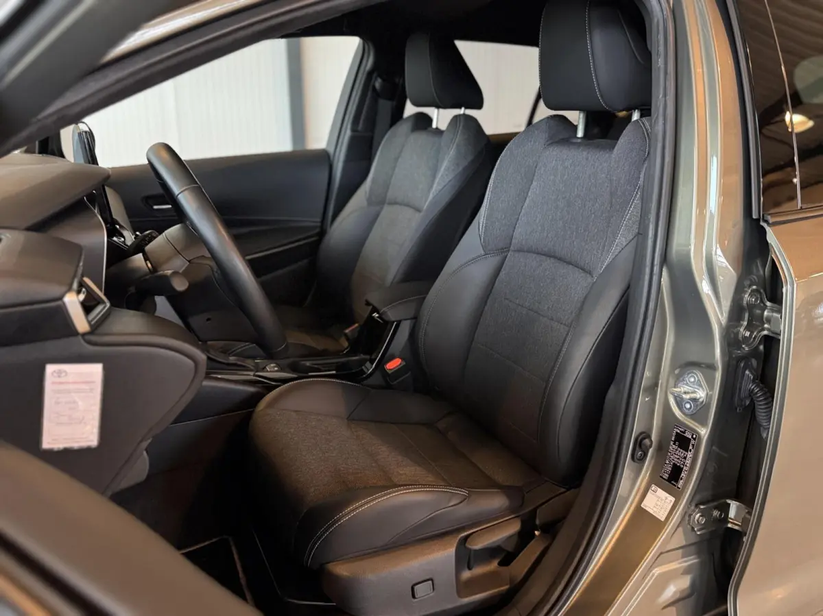 Hybrid 140 Business Plus|Stoelverw.|Navi|Carplay|Trekhaak|