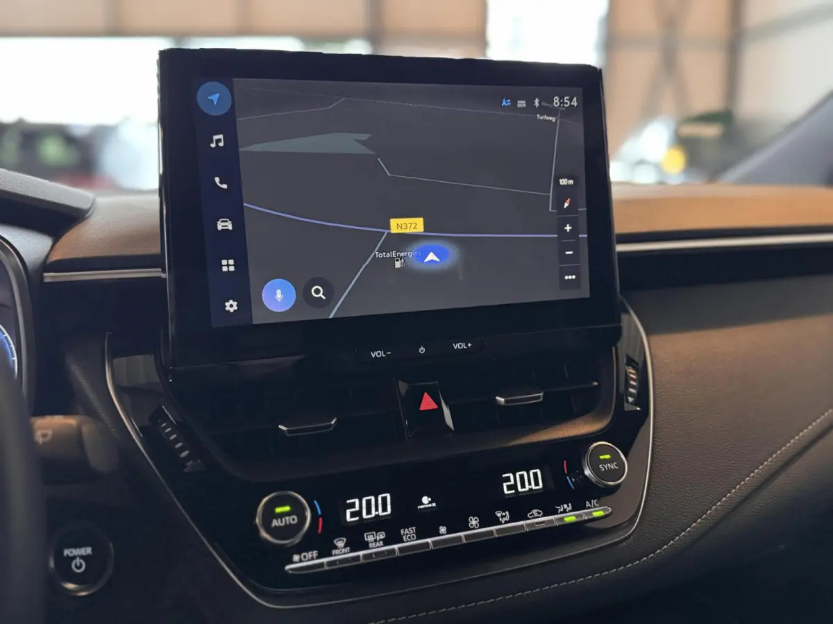 Hybrid 140 Business Plus|Stoelverw.|Navi|Carplay|Trekhaak|