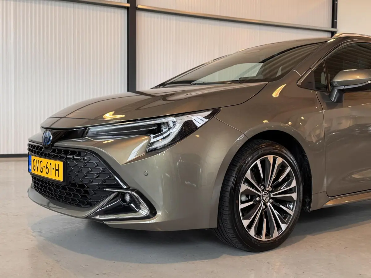 Hybrid 140 Business Plus|Stoelverw.|Navi|Carplay|Trekhaak|