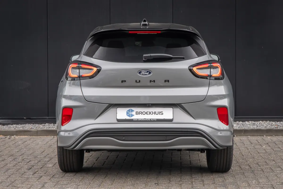 1.0 EcoBoost ST-Line | Black-Pack | Camera | Key-les | Elekrische klep | Full LED