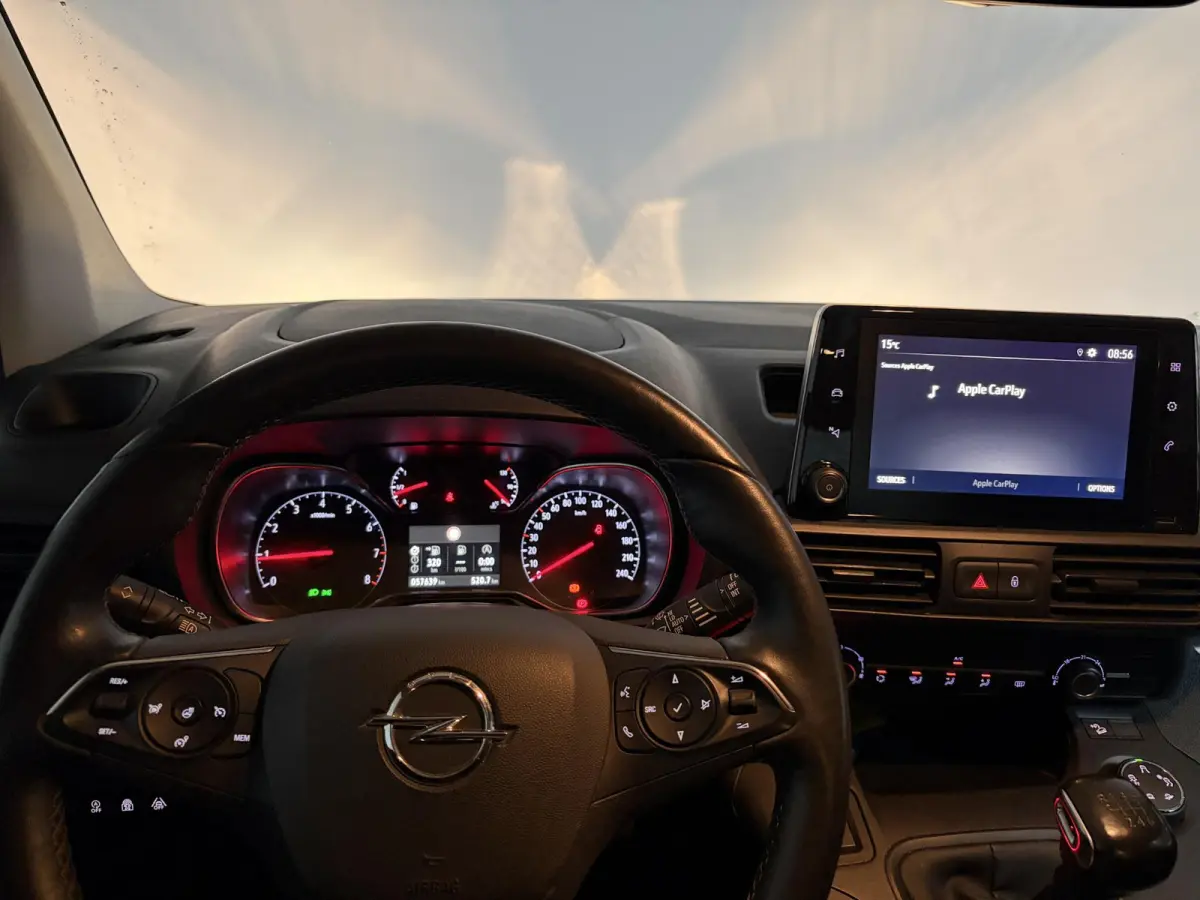 1.2 Turbo L1H1 Edition L1H1 Edition CARPLAY Dubbele Schuifdeur Navigatie Cruise Control CLIMA DAB HILL-HOLD LANE-ASSIST PDC