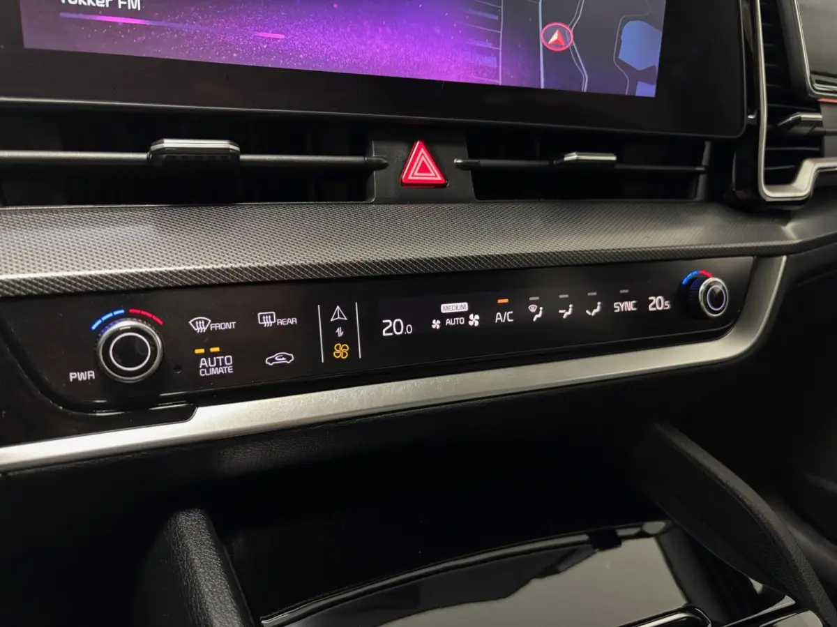 1.6 T-GDi 159PK MHEV Dark Edition