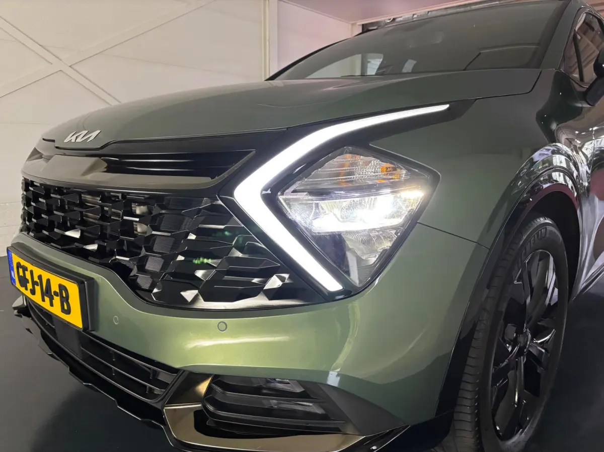 1.6 T-GDi 159PK MHEV Dark Edition