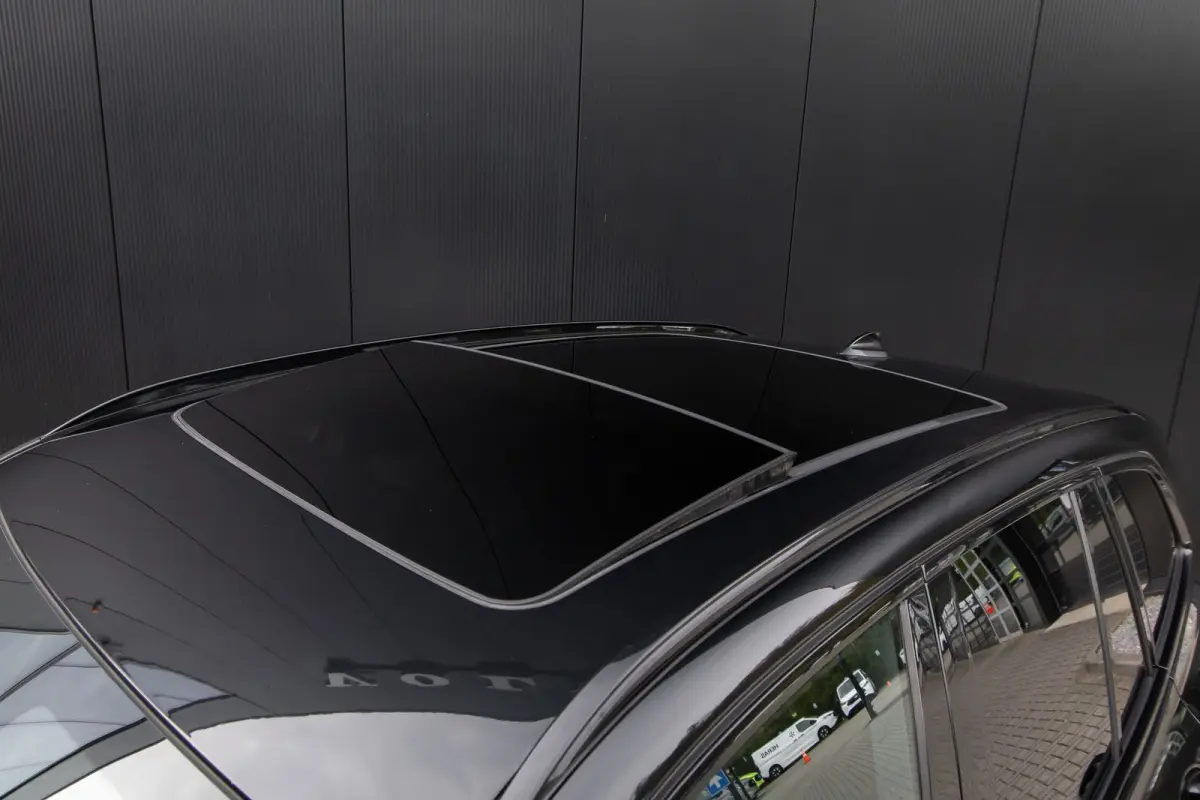 M40i xDrive High Executive | Panoramadak | Head-up display | Harman Cardon | 21 INCH | Dealer o.h. | Adaptieve cruise