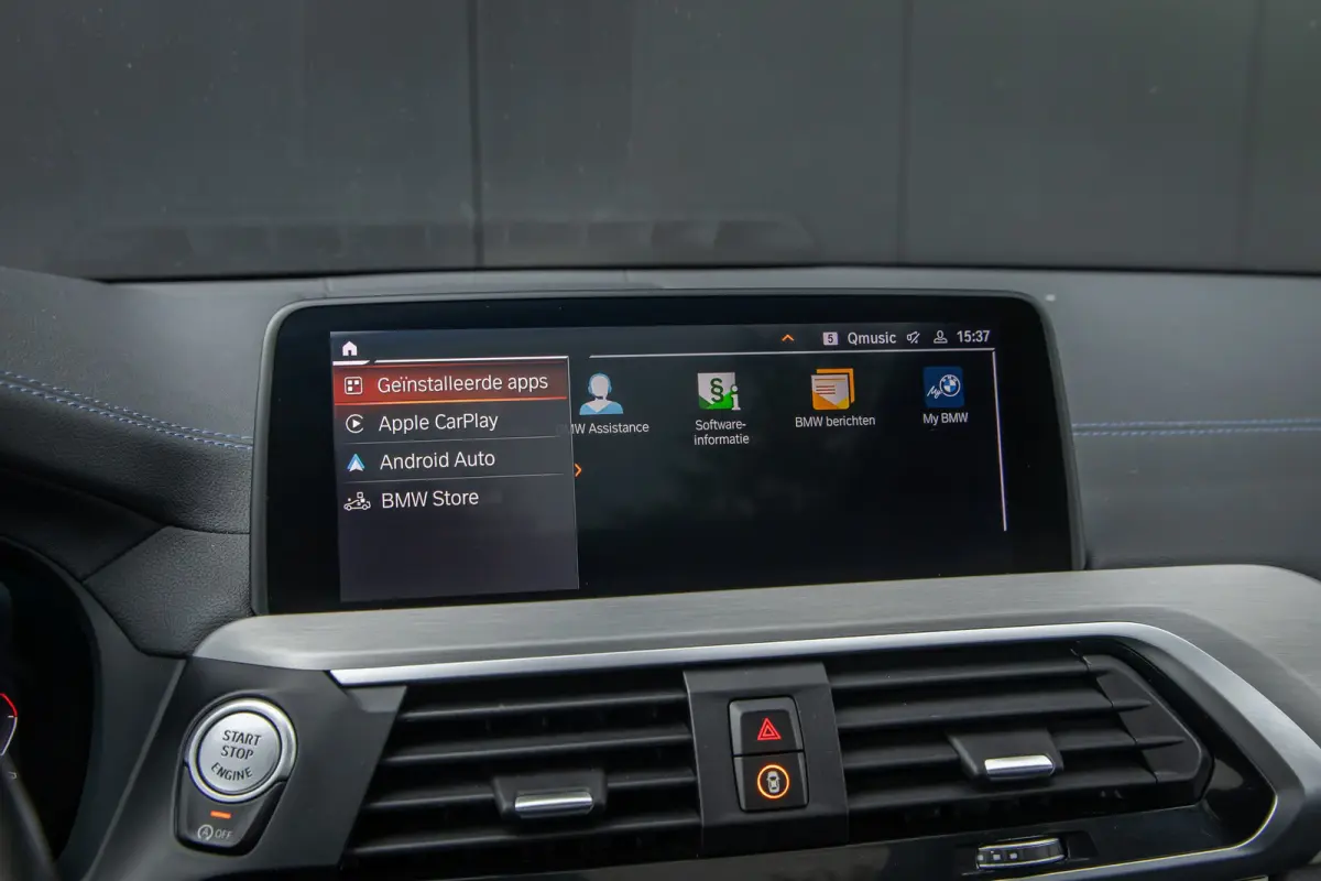 M40i xDrive High Executive | Panoramadak | Head-up display | Harman Cardon | 21 INCH | Dealer o.h. | Adaptieve cruise