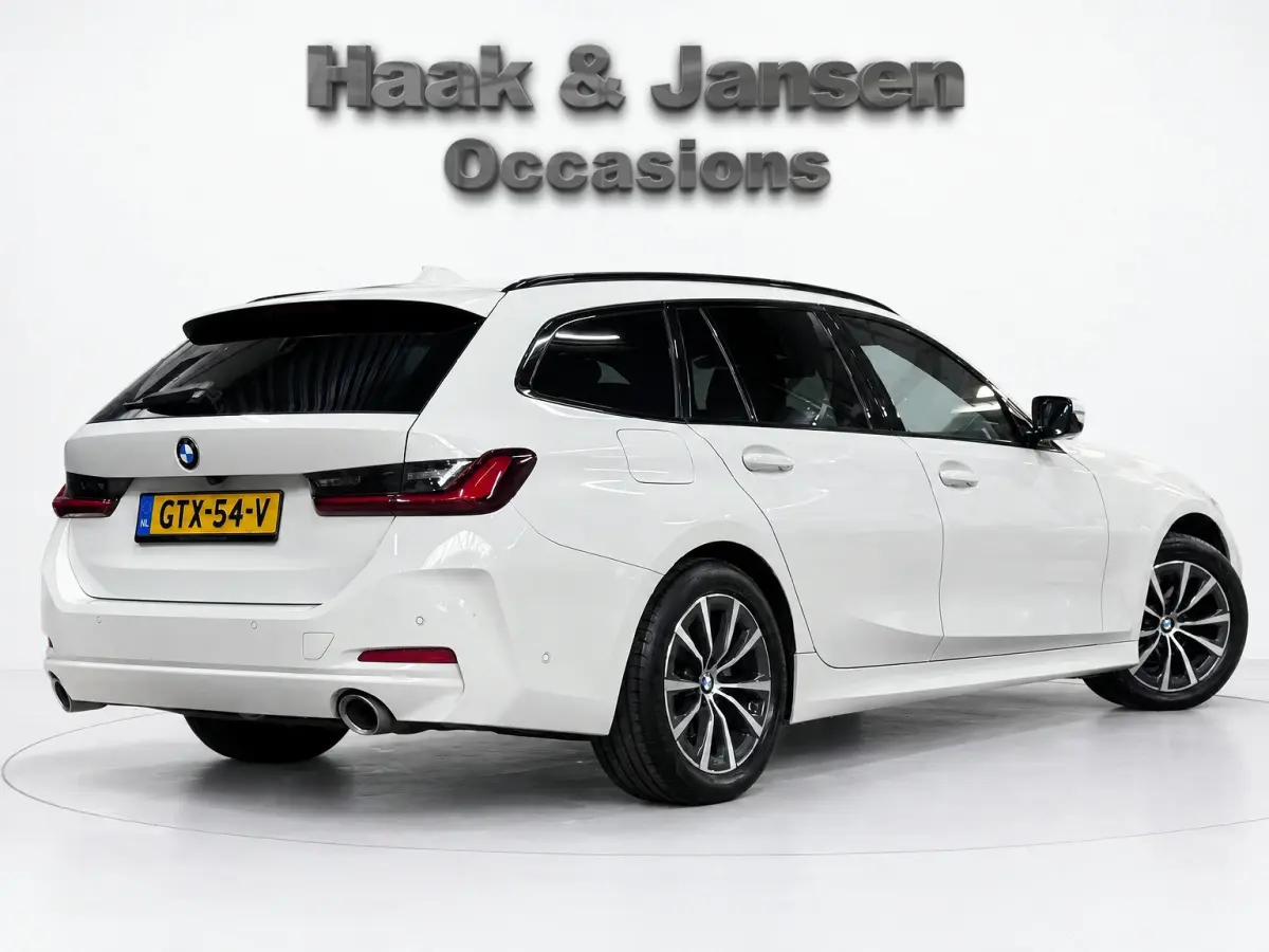 320i'Adaptive cruise Stoelverwarming Elektrische kofferklep