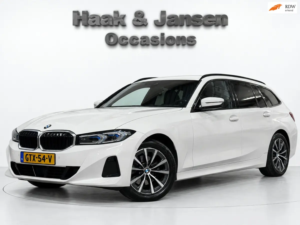 320i'Adaptive cruise Stoelverwarming Elektrische kofferklep