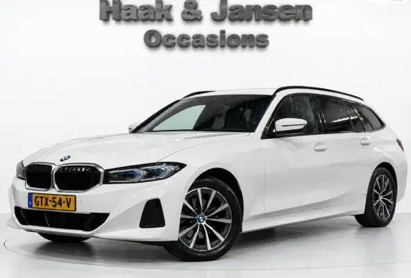 320i'Adaptive cruise Stoelverwarming Elektrische kofferklep