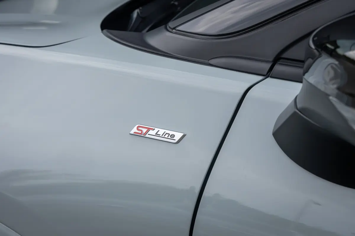 1.0 EcoBoost ST-Line | Black-Pack | Camera | Key-les | Elekrische klep | Full LED