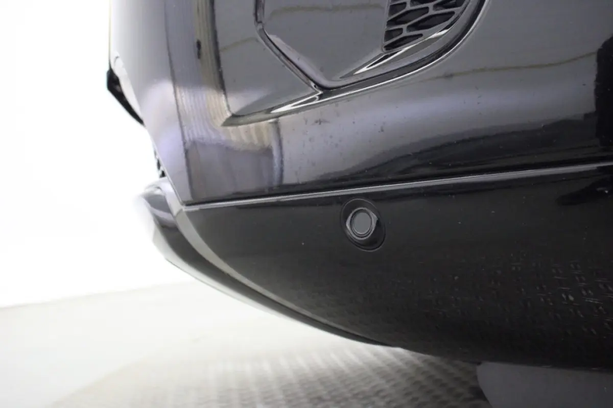 2.0 TD4 Urban Series SE Automaat - Panorama, Trekhaak, Navi, Camera, Leer, Meridian