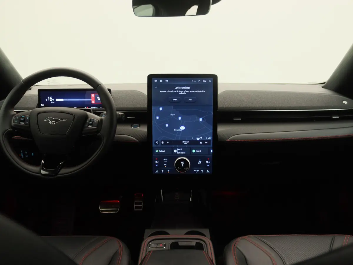 Extended Premium RWD 88 kWh | Apple Carplay/Android Auto | Winterpakket |  Achteruitrijcamera | Cruise Control | Lichtmetalen Velgen |