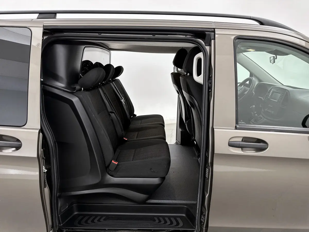 114 CDI Lang DC Comfort Dubbele cabine Euro 6 Navigatie Camera 2x Schuifdeur Trekhaak