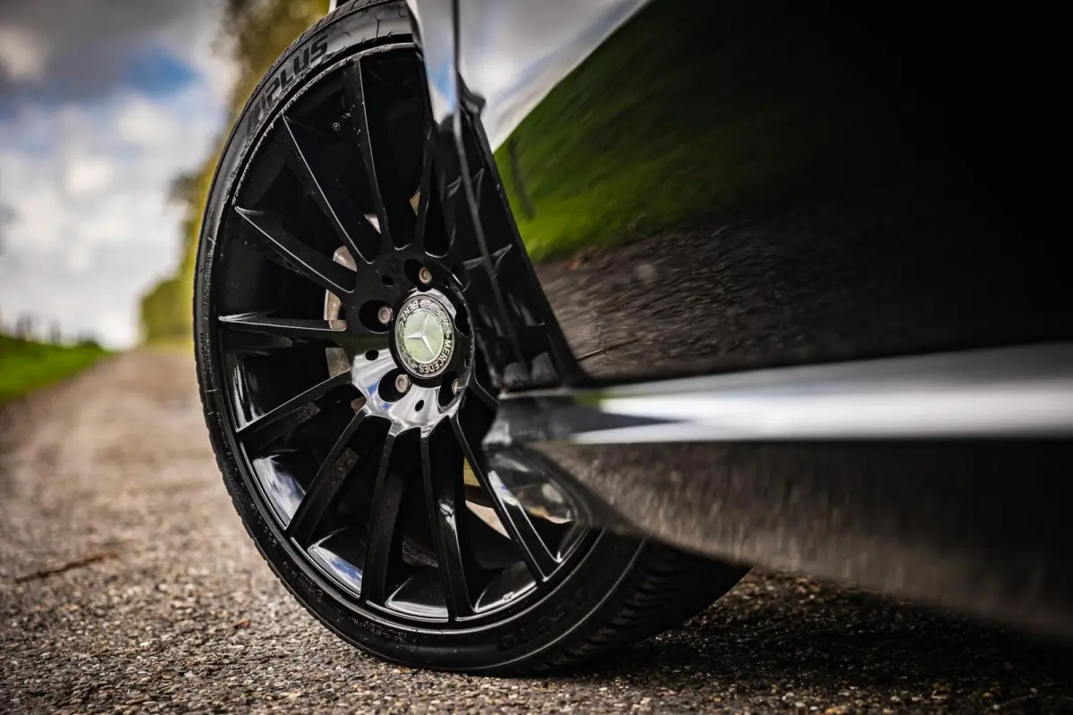 200 Motorsport Edition |Automaat |19inch