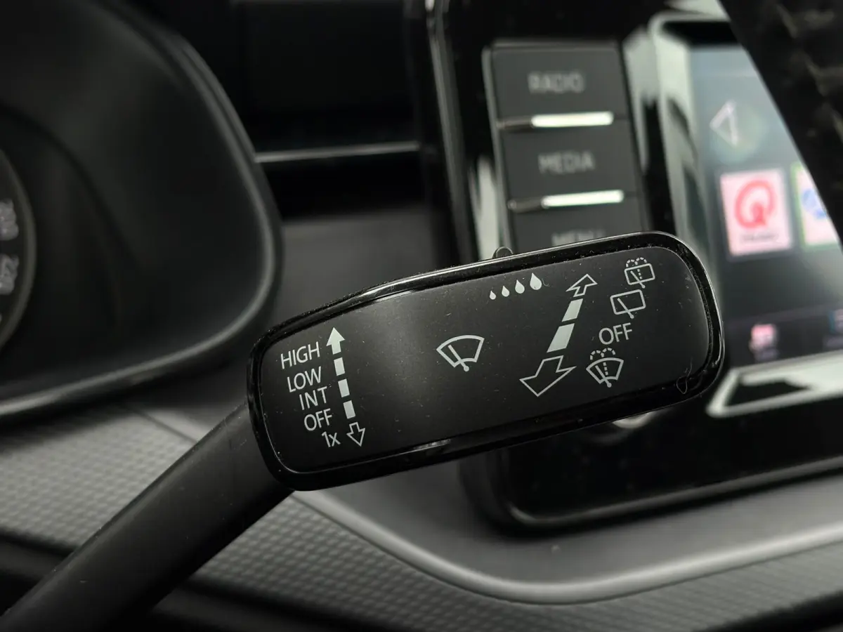 1.0 TSI 110 pk Ambition | Apple Carplay | Cruise control | Lane Assist |