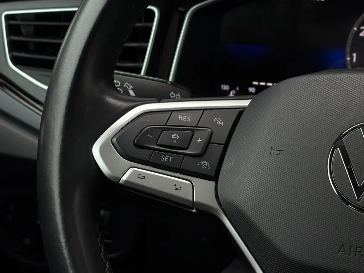 1.0 TSI 95 pk R-Line Business | Panoramadak | Achteruitrijcamera | Apple carplay |