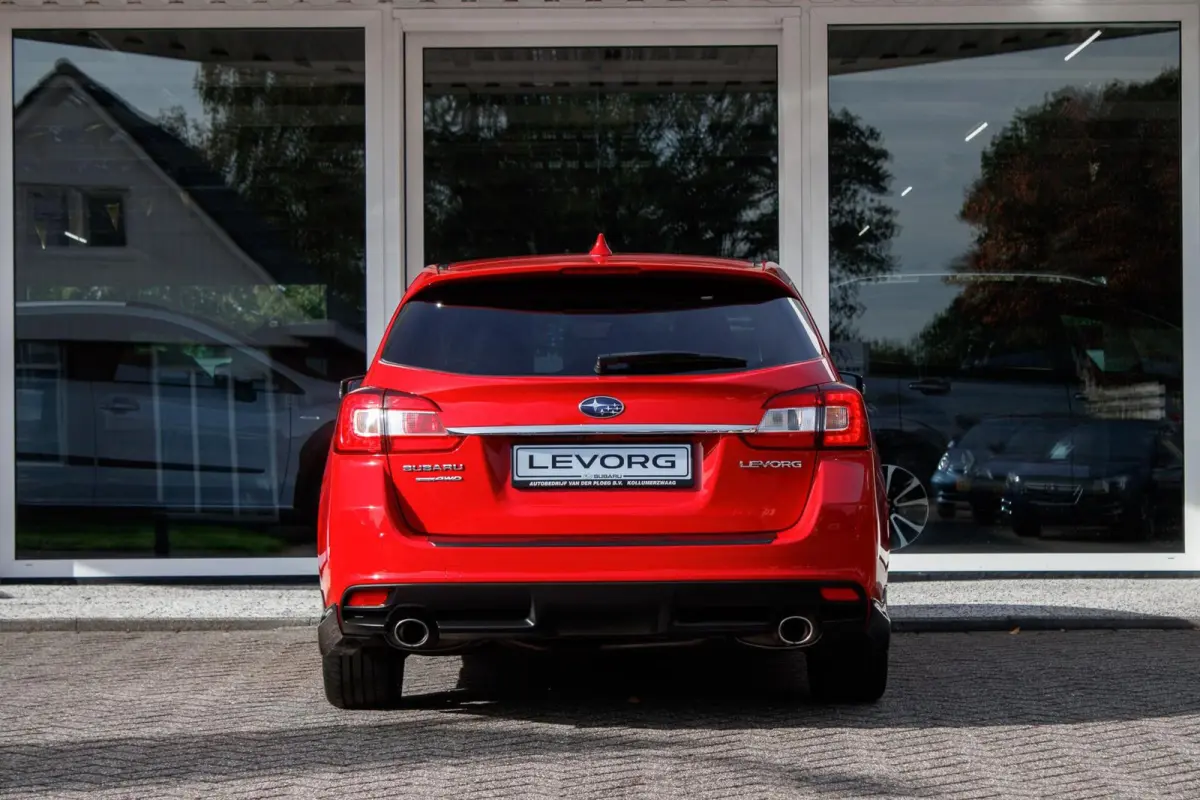 1.6 GT-S Premium | Navigatie | Lederen bekleding | Cruise control |