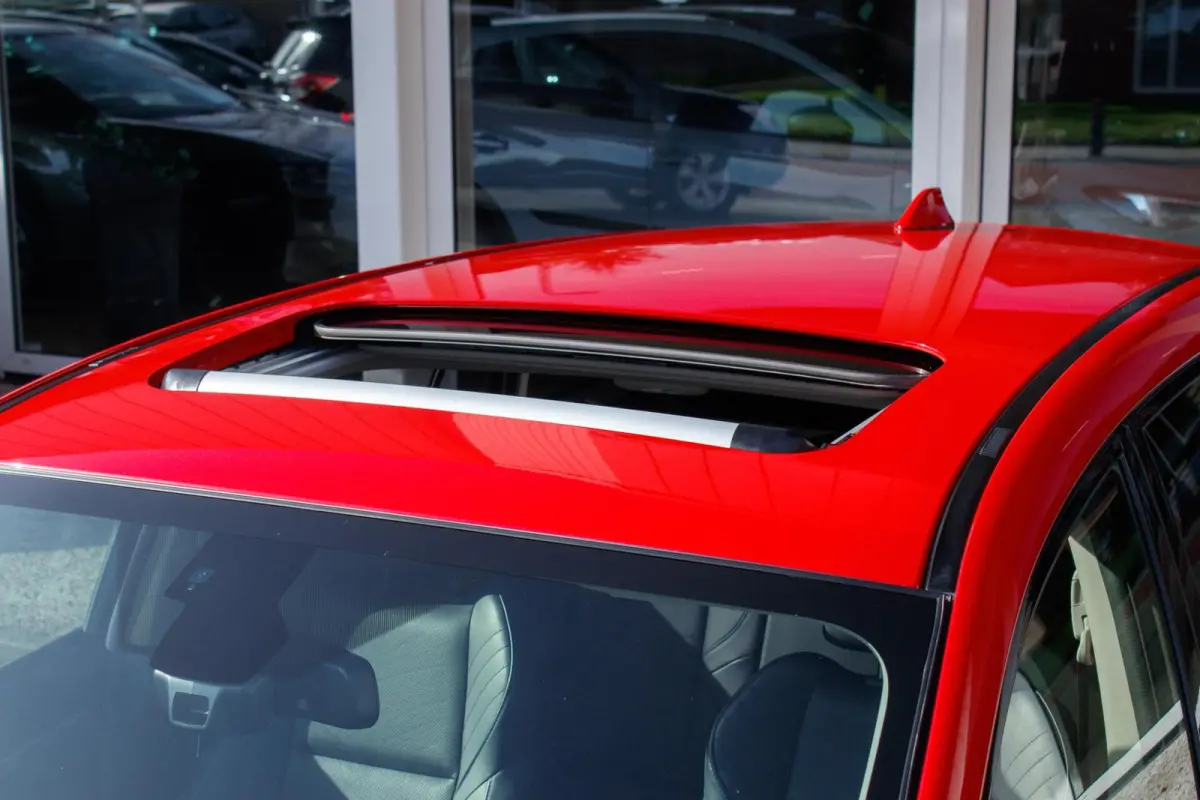 1.6 GT-S Premium | Navigatie | Lederen bekleding | Cruise control |