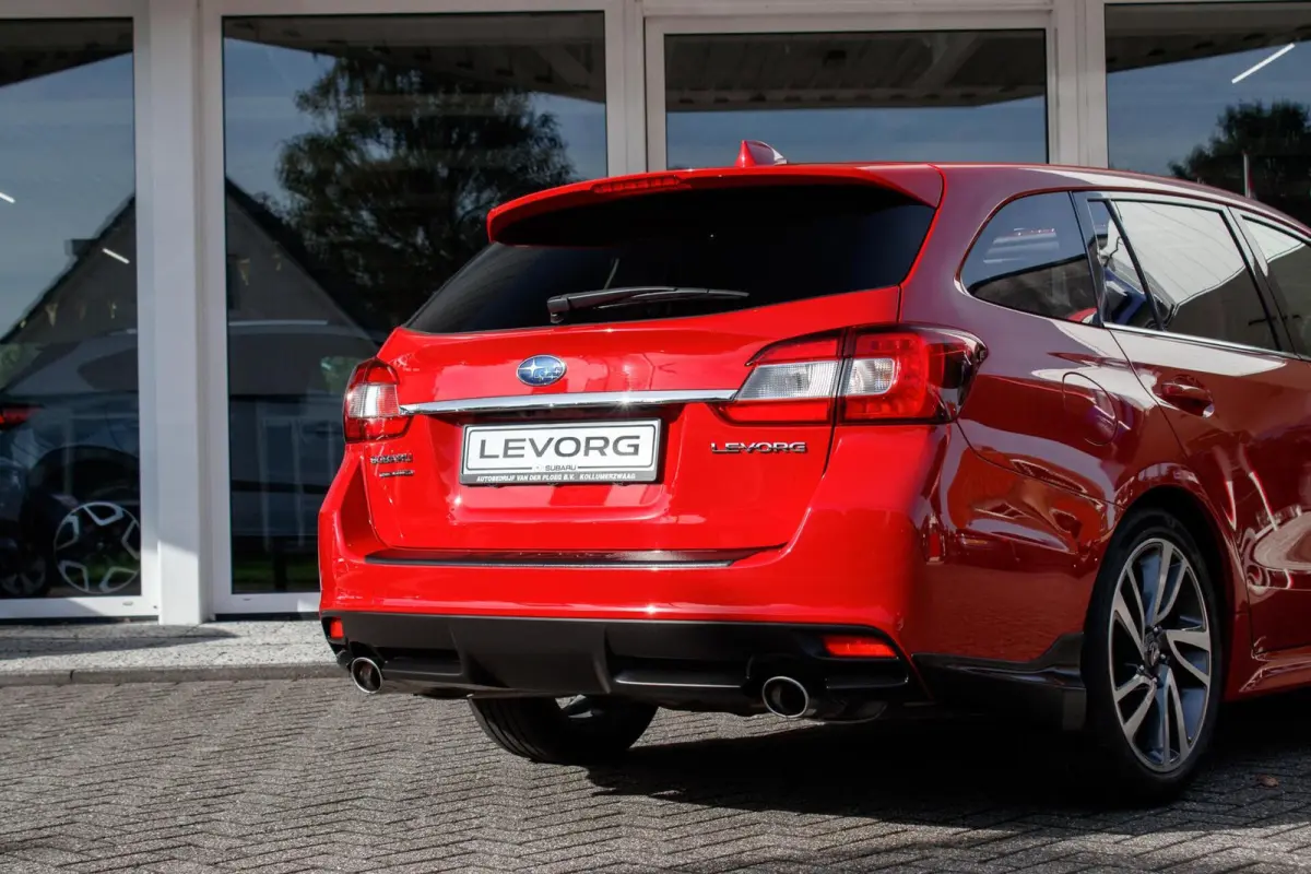 1.6 GT-S Premium | Navigatie | Lederen bekleding | Cruise control |