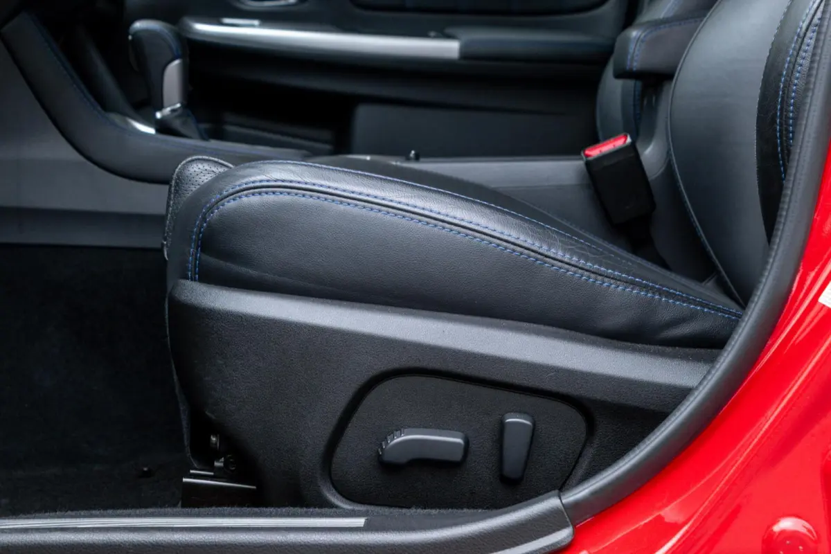 1.6 GT-S Premium | Navigatie | Lederen bekleding | Cruise control |