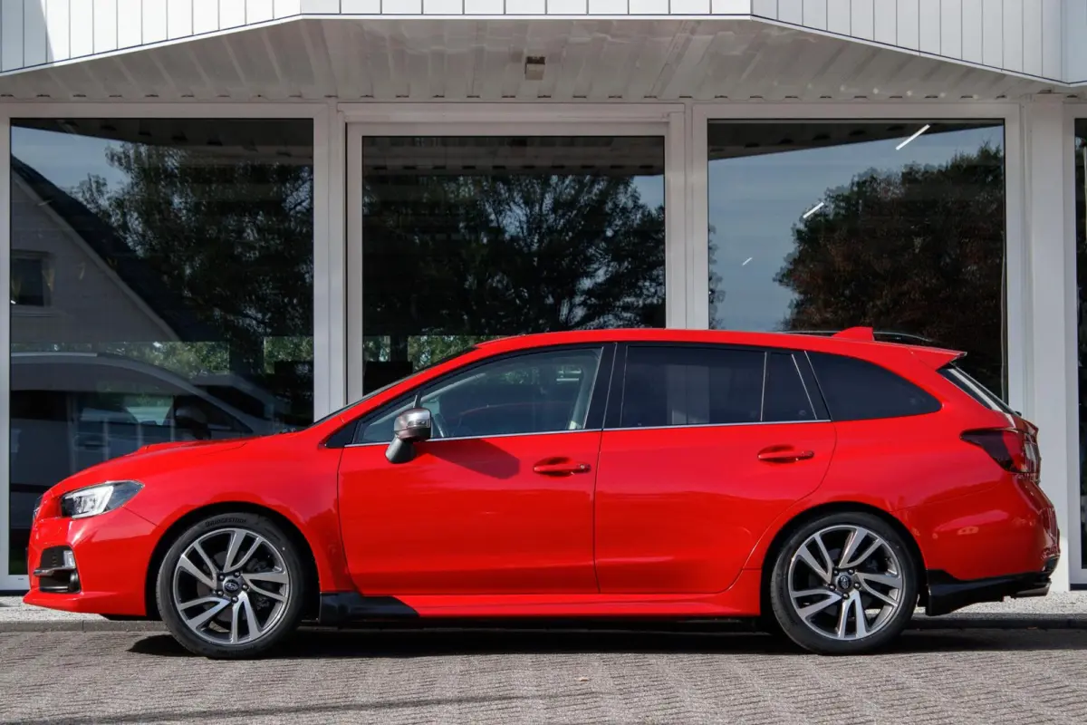 1.6 GT-S Premium | Navigatie | Lederen bekleding | Cruise control |